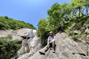 2025.5.14【乐平户外】鲁山银灯河--鸳鸯潭一天8公里徒步穿越