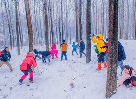 2025.12.13【乐平户外】绝美赏雪线路--洛宁嶕峣山一天8公里休闲徒步，赏雾凇，打雪仗，品大锅烩菜