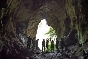 【中秋登山】9月25日|黄石魔道/森林穿越之藤条攀爬1日游