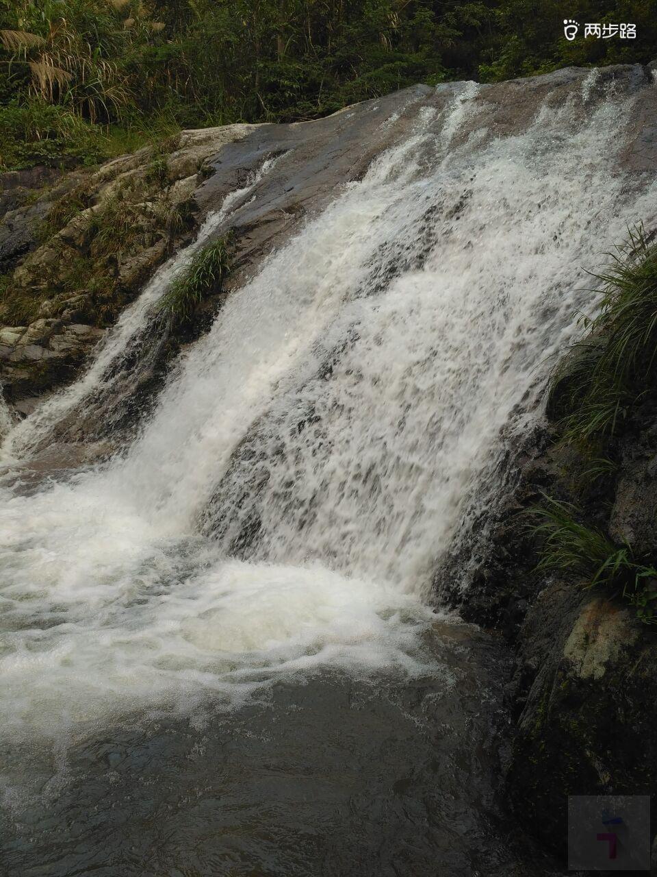 7a60f68c2490a4e9e6052825c5fd23b2