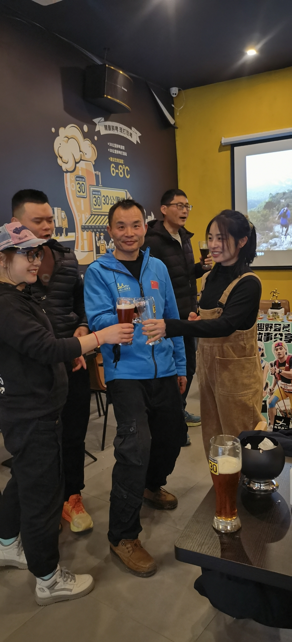 vEDsNek8TnnFUjMnUilegFars-pkJiXbz1PSX3uKy9tpknwbycIWzCUcSGISEYAM