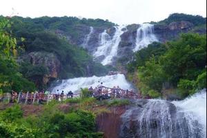 10.5 | 拼增城白水寨，岭南落差最大的瀑布，叹为观止的天南第一梯，海船木造的亲水栈道…