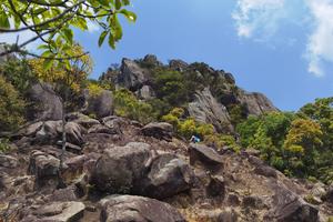 (非周末活动）4月19日惠东鸡笼山穿越，遇见奇形怪石