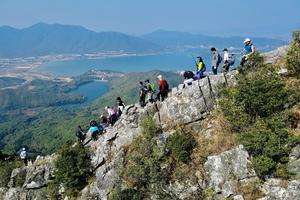 3.24|深圳排牙山穿越，打卡深圳第一险峰