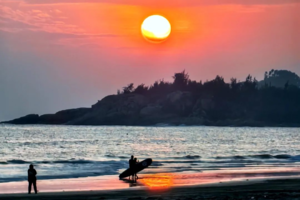 4.20周六 |  山海系列 惠东碧海湾徒步，礁石边挖贝壳，狮子岛戏水，偶遇惠州天空之镜