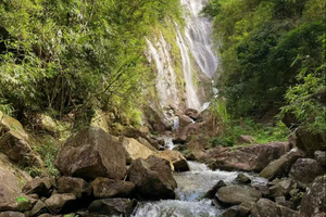 5.5 | 广州从化 城市打工人假期充电好去处：千泷沟吸氧徒步，把焦虑丢进山涧瀑布里！