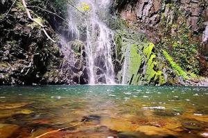 12.3（星期天）探秘河源神秘天坑大瀑布，徒步山野原始热带雨林