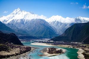 7天解锁西藏秘境：八廓街转经、新措徒步、羊湖发呆…藏地江南治愈之旅