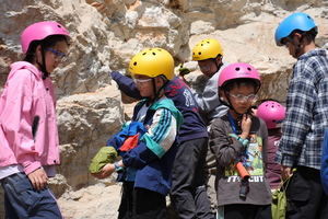 【江山户外· 童行】儿童独立团 4月11 第二期一 隐藏在山野间的璀璨宝藏，熊耳山秘境捡水晶啦、中午户外野炊牛肉面