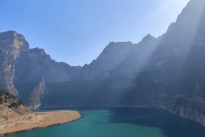 【江山户外·团建】2024.4.8河第二湾•寻猕猴•走群英洞一日9km&包馄饨