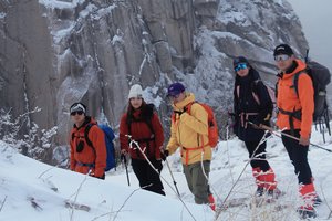 【江山户外】1月31 周六  宜阳岳顶徒步：玩雪线，邂逅雾凇满枝的冬日限定
