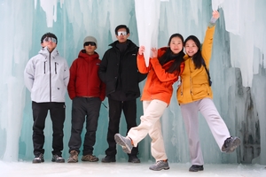 【江山户外】2月22 初六   “冰雪奇缘通天峡”太行山赏冰瀑--玩溜冰--感受冬日冰河世纪的绝美风景