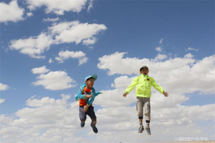 mmexport1465463898170