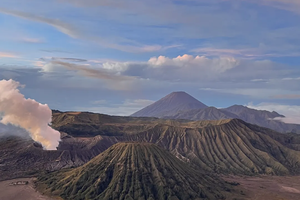 印尼神秘双火山与瀑布探险之旅5D4N