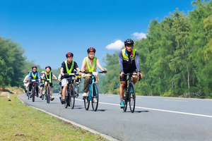 【2026寒假海南亲子骑行】东线6天5晚·全程五钻酒店2晚万豪｜航天游学、冲浪、地笼赶海、海鲜大餐