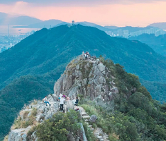 第三届2025香港跨年登山节｜领略狮子山之巅