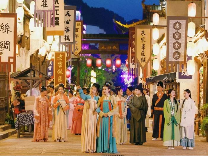 7月份的婺源｜从演艺小镇的一场演出开始_2_婺源友好国旅_来自小红书网页版.jpg