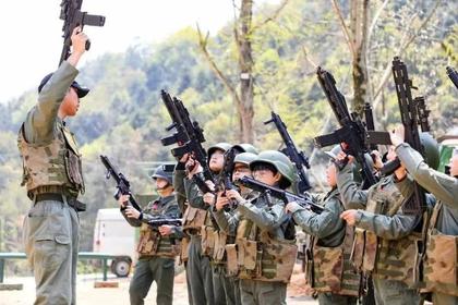 7月31日加推·沉浸式CS大战·亲临荣耀战场·智慧、勇气、速度、体能！