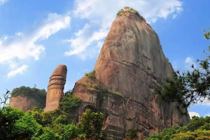 【丹霞山南雄银杏，安排摄影师领队！】2026年秋假相约丹霞山（长老峰 阳元石） 南雄帽子峰银杏黄金大道 金秋摄影精华游2日