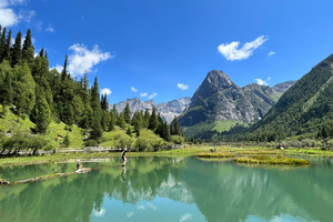 【五一.川西小环线】 四姑娘山 墨石公园 鱼子西 红海子 双动纯玩5日游