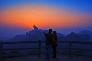 【丹霞山2天】2025国庆相约世界遗产--5A丹霞山、岭南第一宝刹--南华寺、广东十佳优质温矿泉曹溪温泉二日游