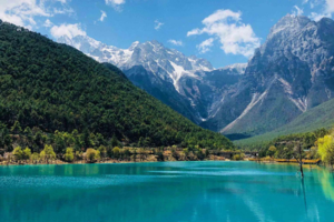 【大美稻亚·7日】2025经典川西大环线  稻城亚丁+四姑娘山双桥沟+墨石公园+理塘+甲居藏寨+折多山7日深度游