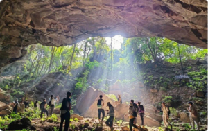 12.6周六【地心历险记】佛山西樵山探洞，十三洞连穿，追一场耶稣光盛宴！
