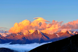 【大美色毕】8人VIP小团 · 赠驻地藏式旅拍 色达+毕棚沟+墨石公园+鱼子西+红海子5日·半自由行