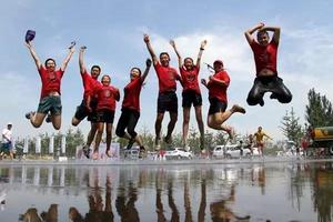 【活动报名】清凉夏季玩转“炫跑”嗨翻天！