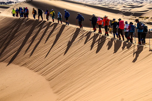 徒个中国●宁夏跨年丨轻装徒步腾格里沙漠、贺兰山冰瀑徒步