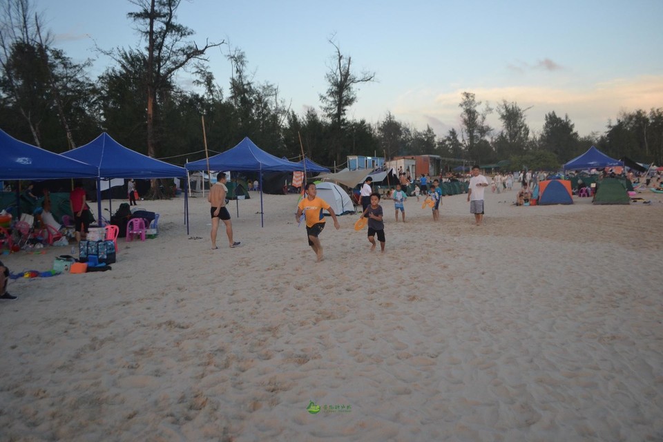 82E4D470-59C3-4D41-B23C-FADEDFA13BC2