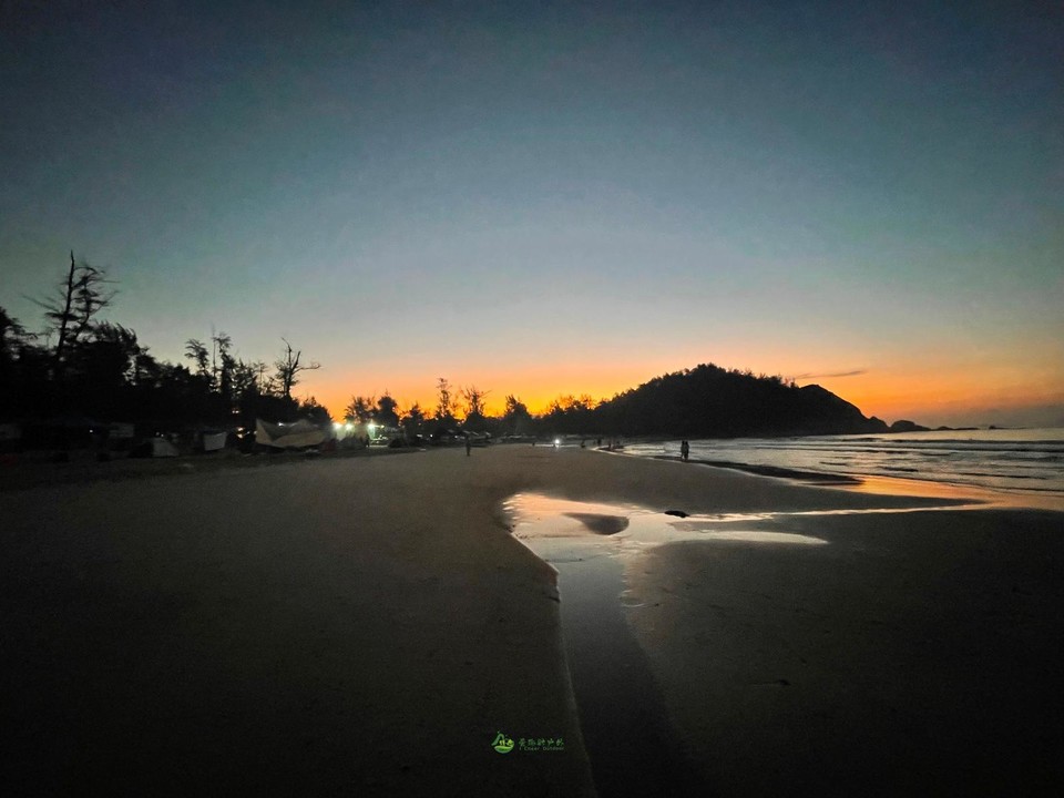 0221DDF0-F680-4A34-88A0-955C332E4640