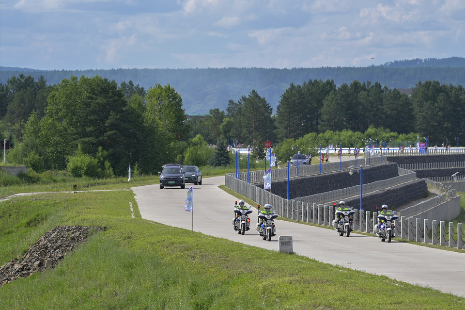 aa6641cc98b2f1786b96fd4478f25253