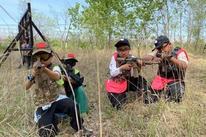 末日逃难记|十一独角兽营地