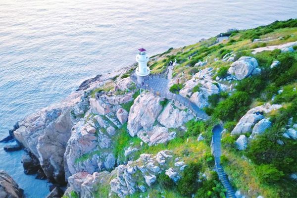 6.22-6.24【户外游玩.嵊泗】一起去看海，体验浪漫海岛生活，追寻白色灯塔，看海岛日出日落，打卡网红左岸公路 