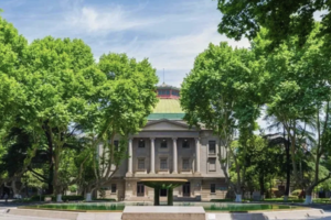 【高校研学】｜7.29【东南大学建筑工坊】感受名校厚重历史，奇妙木工课，小小建筑师手作