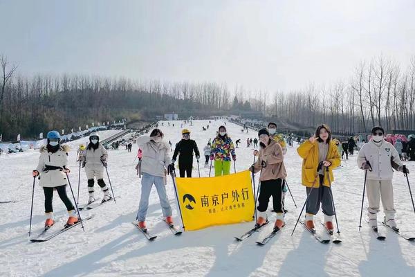 （已成行）户外运动 | 12.28 当雪花邂逅大地，冬天的冷才有了意义，一起去铁山寺冰雪世界滑雪吧