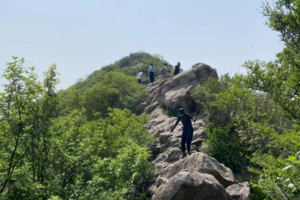 登山系列 | 10.14 穿越高骊山，峭壁攀岩，行走山脊，体验攀爬的乐趣