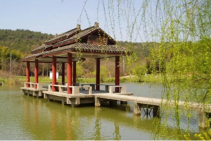 4.11 上春山，翠屏山-将军山-牛首山，三山连穿，从失落的将军山到鼎盛的佛家圣地