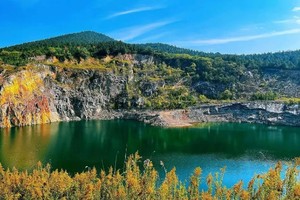 徒步系列 | 05.30 一日跨两省，行走江宁横山，途径琥珀色的咖啡湖，绿松石蓝的翡翠湖