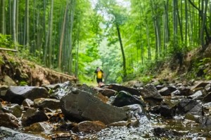 徒步系列 | 07.07 铜官山徒步溯溪，登顶香炉峰，览天池