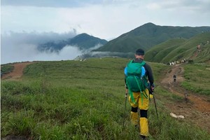 （已成行）徒步登山 |「二天一晚 」07.06-07.07 高山草海，日出云海，深邃星空，行走武功山