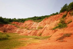 登山徒步 | 01.15 徒步赤山，丹霞红石谷之旅