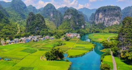 春节【柳州河池3天】小众秘境广西“仙本那”河池三门海，棉花天坑，梧州骑楼城，柳州夜景美食！-