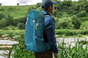 NEVO RHINO 登山包35L专业户外登山徒步背负系统悬浮透气双肩背包旅行包 型号9254