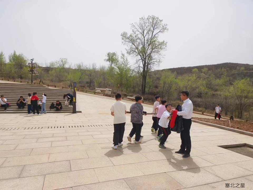 ae758963bf44db932865f3d25b1dd23