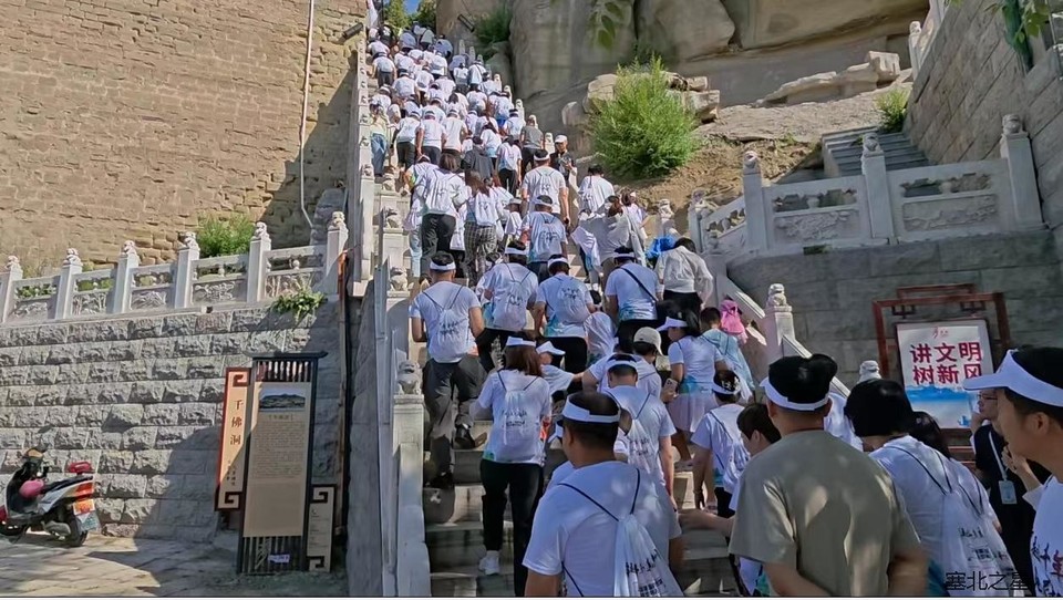 644baab6225bf054421c61a445db75f