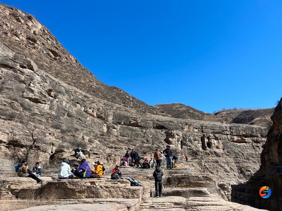 3FC8D948-9FE7-4CEA-90F3-8F20A2FFFF2B