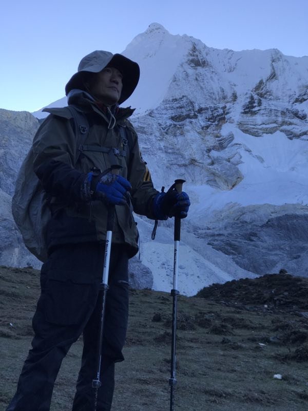 D9CD989E-EE9F-4102-9EA5-B3FE16BEFB6C-1962-00000330926A8791_tmp