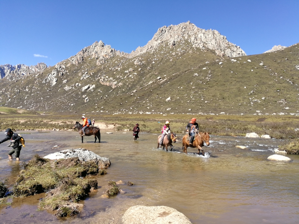 5479F9C3-FE51-409D-9520-D9AEADFE9D21-2976-0000044C04149B85_tmp